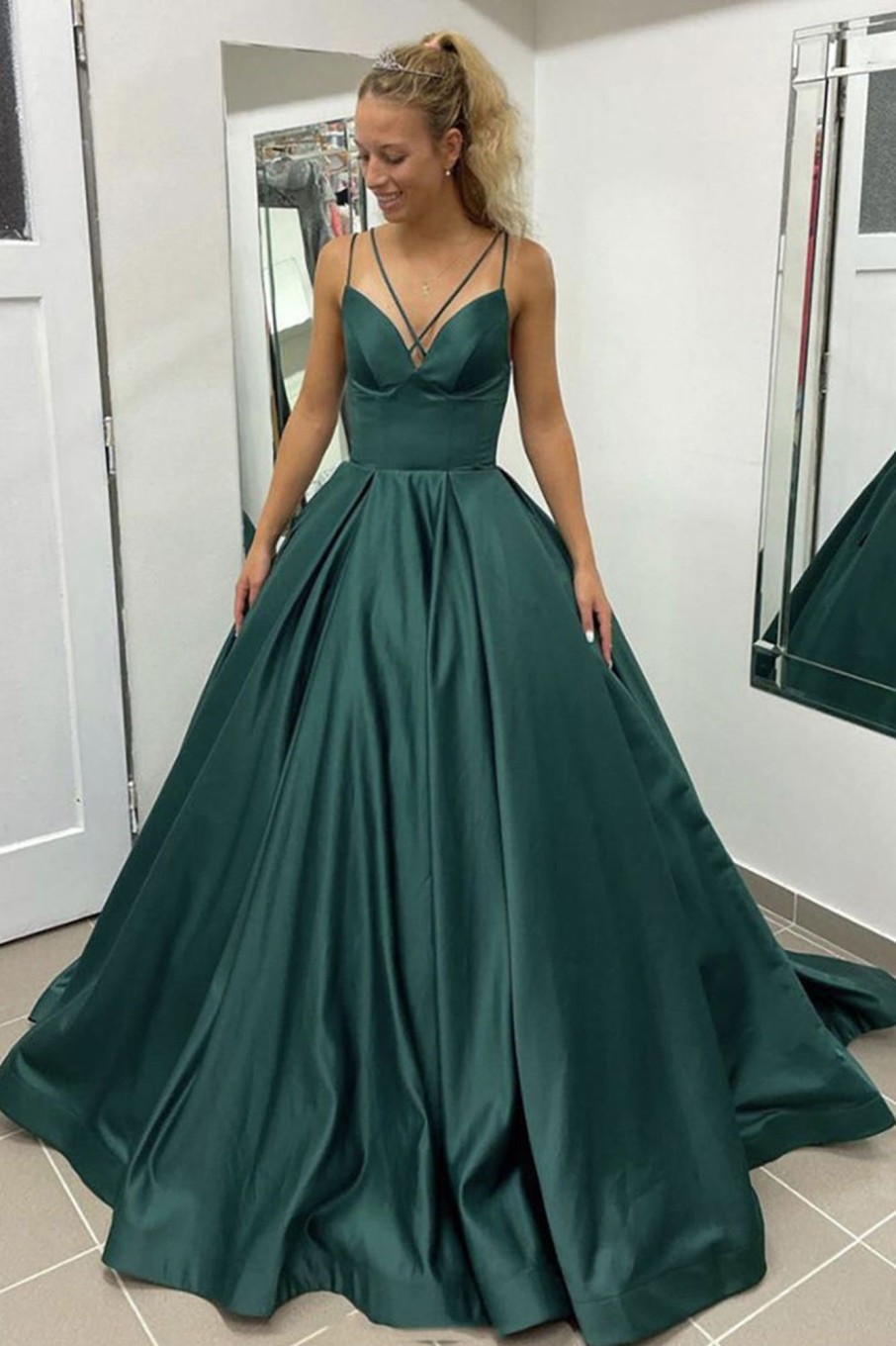 Special Occasion HELLYMOON | Spaghetti Straps Satin A Line Prom Dress With Pockets Dark Green