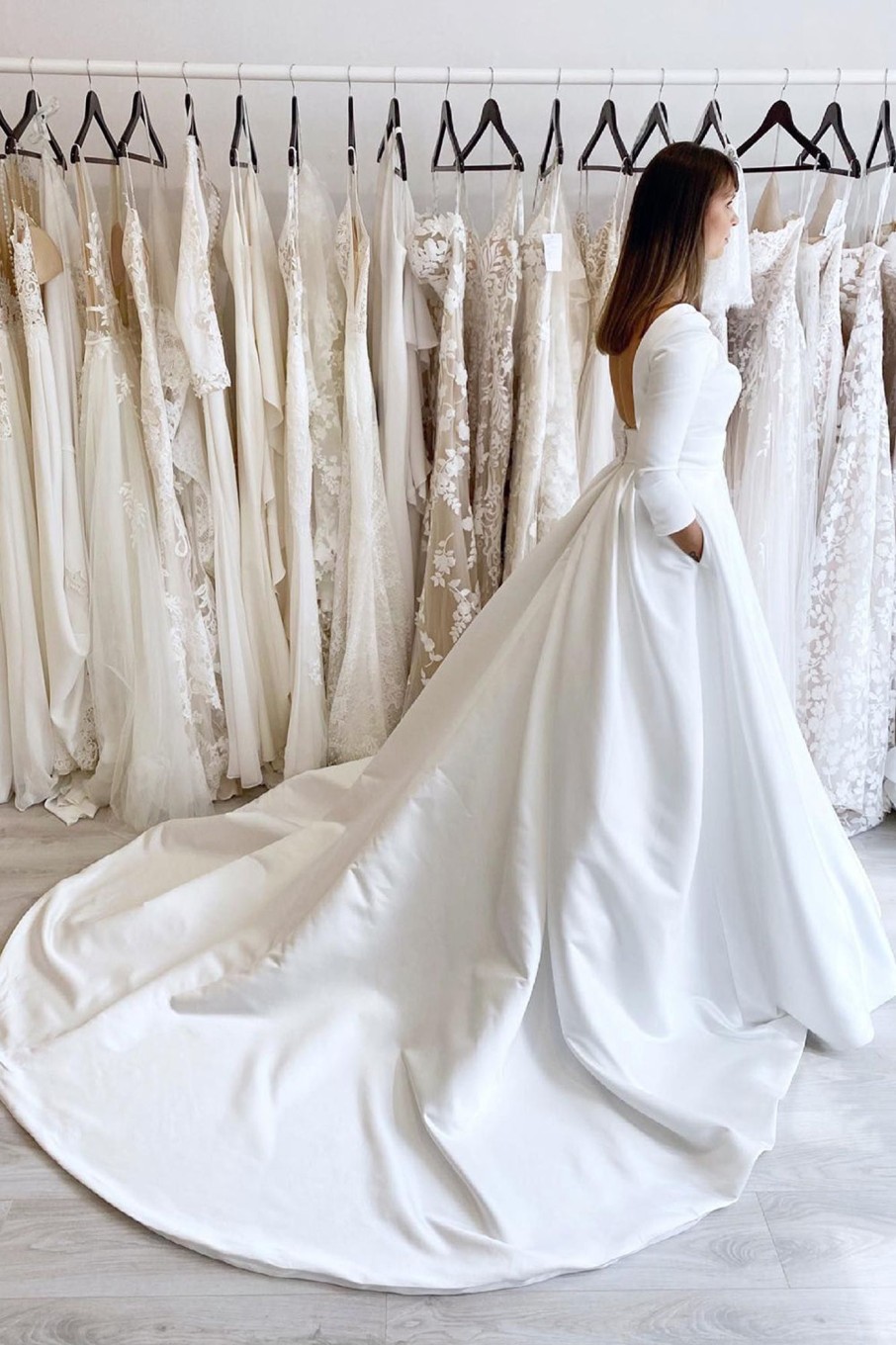 Wedding Dresses HELLYMOON | Vintage A-Line Long Satin Wedding Dress With Pockets White