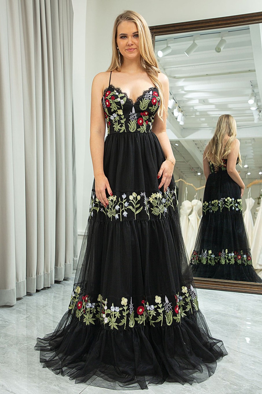 Prom Dresses HELLYMOON | A-Line Spaghetti Straps Embroidered Tulle Long Prom Dress Black