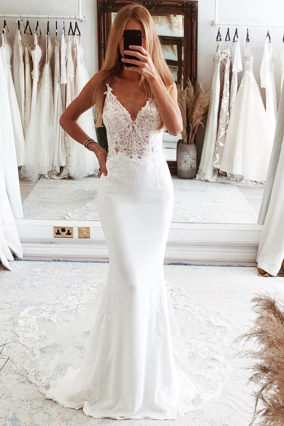 Wedding Dresses HELLYMOON | Mermaid Lace Long Backless Wedding Dress With Button White