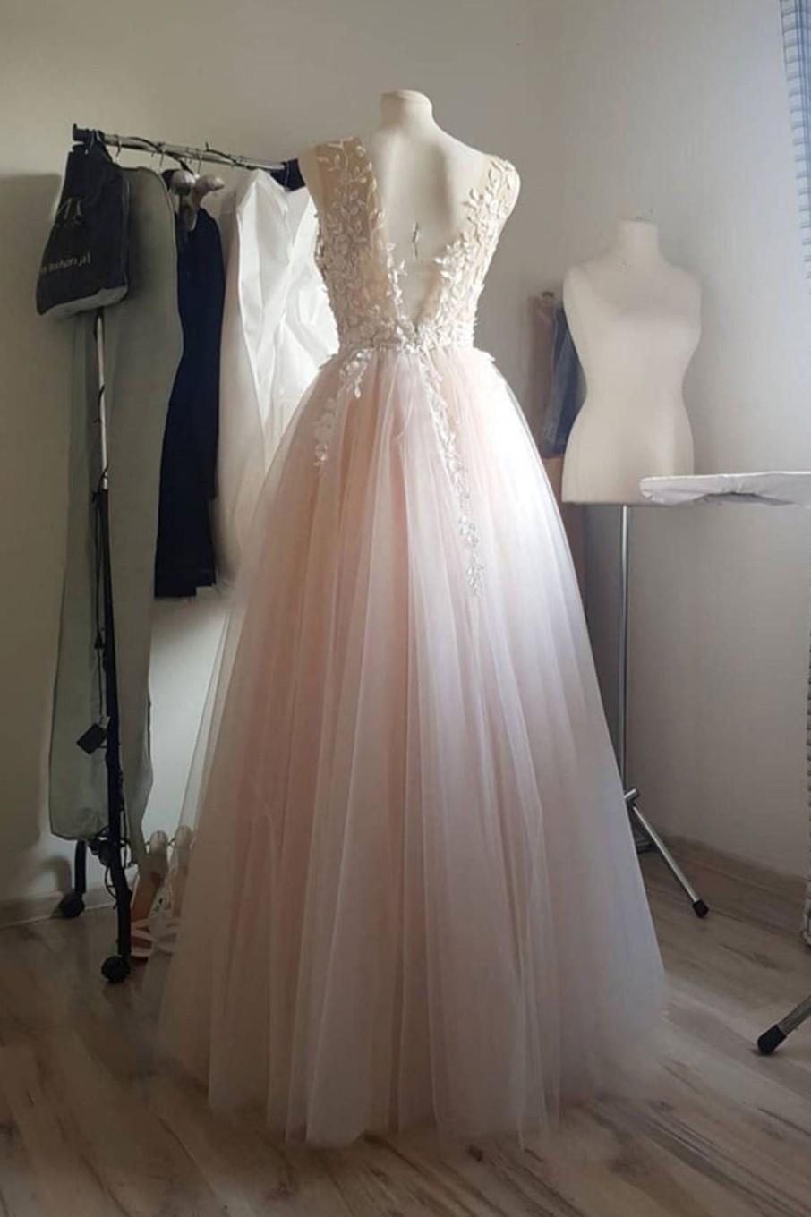 Special Occasion HELLYMOON | Pearl Pink Illusion Neck Long Prom Dress Ivory