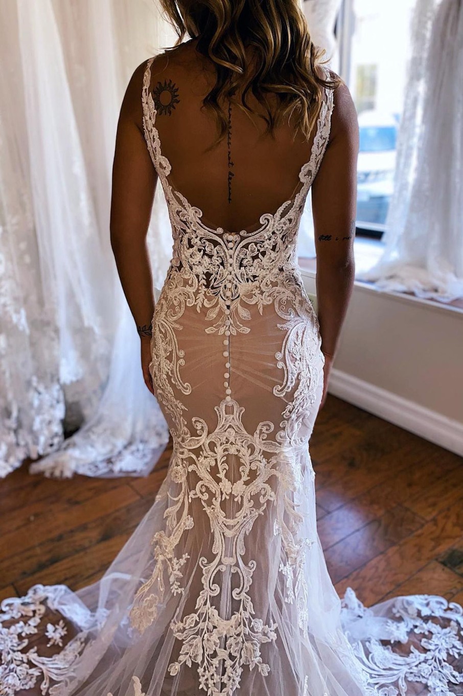 Wedding Dresses HELLYMOON | V-Neck Mermaid Long Lace Wedding Dress Champagne