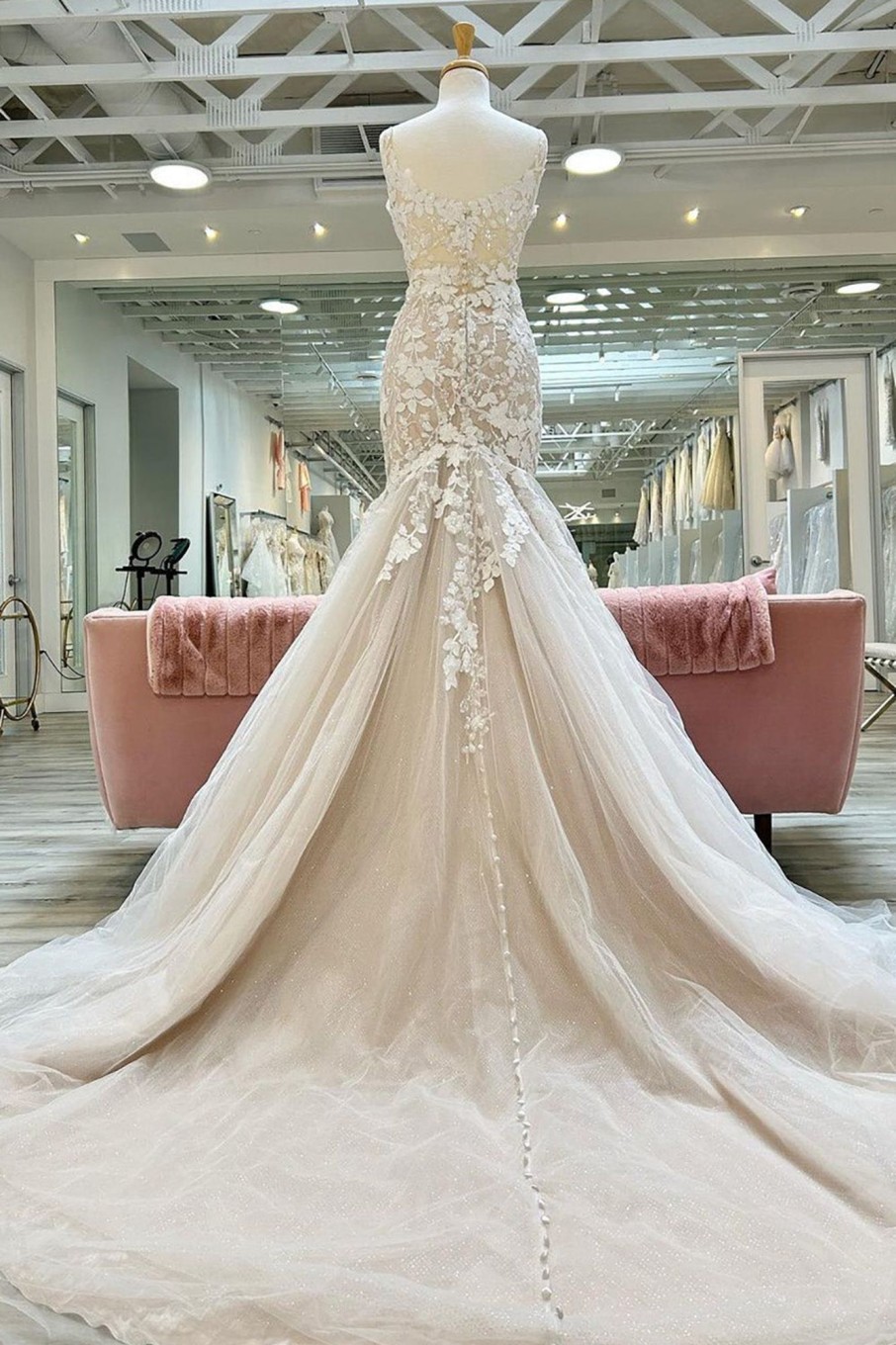 Wedding Dresses HELLYMOON | V-Neck Asymmetrical Mermaid Wedding Dress With Appliques Champagne