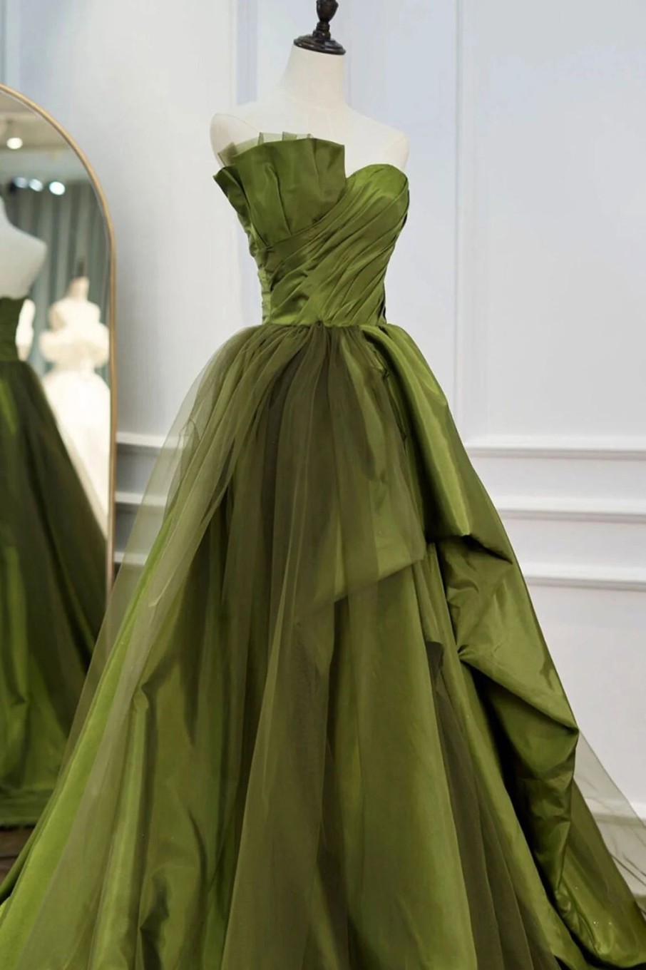 Prom Dresses HELLYMOON | A Line Asymmetrical Straples Long Prom Dress With Ruffles Green