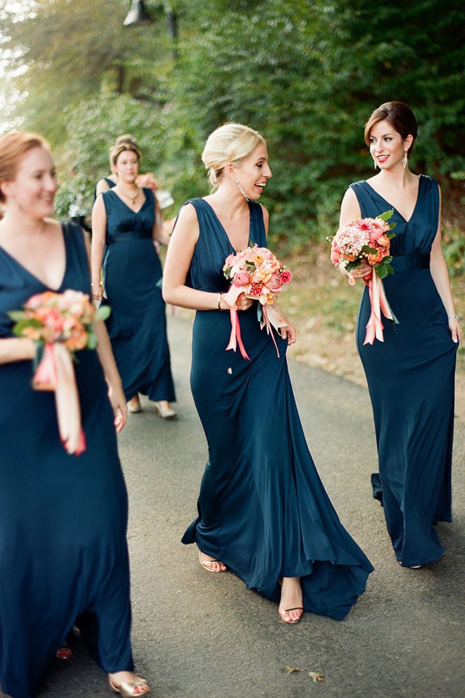 Partywear HELLYMOON | V-Neck A Line Bridesmaid Dresses With Pleated Blue