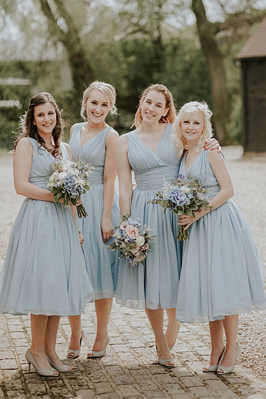 Partywear HELLYMOON | V-Neck A Line Chiffon Tea-Length Bridesmaid Dress With Pleated