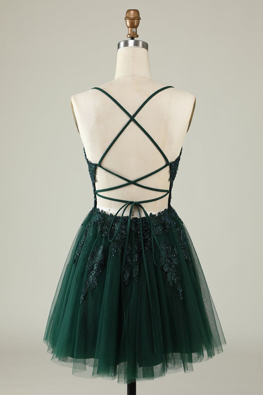 Special Occasion HELLYMOON | A Line Spaghetti Straps Short Prom Dress With Criss Cross Back