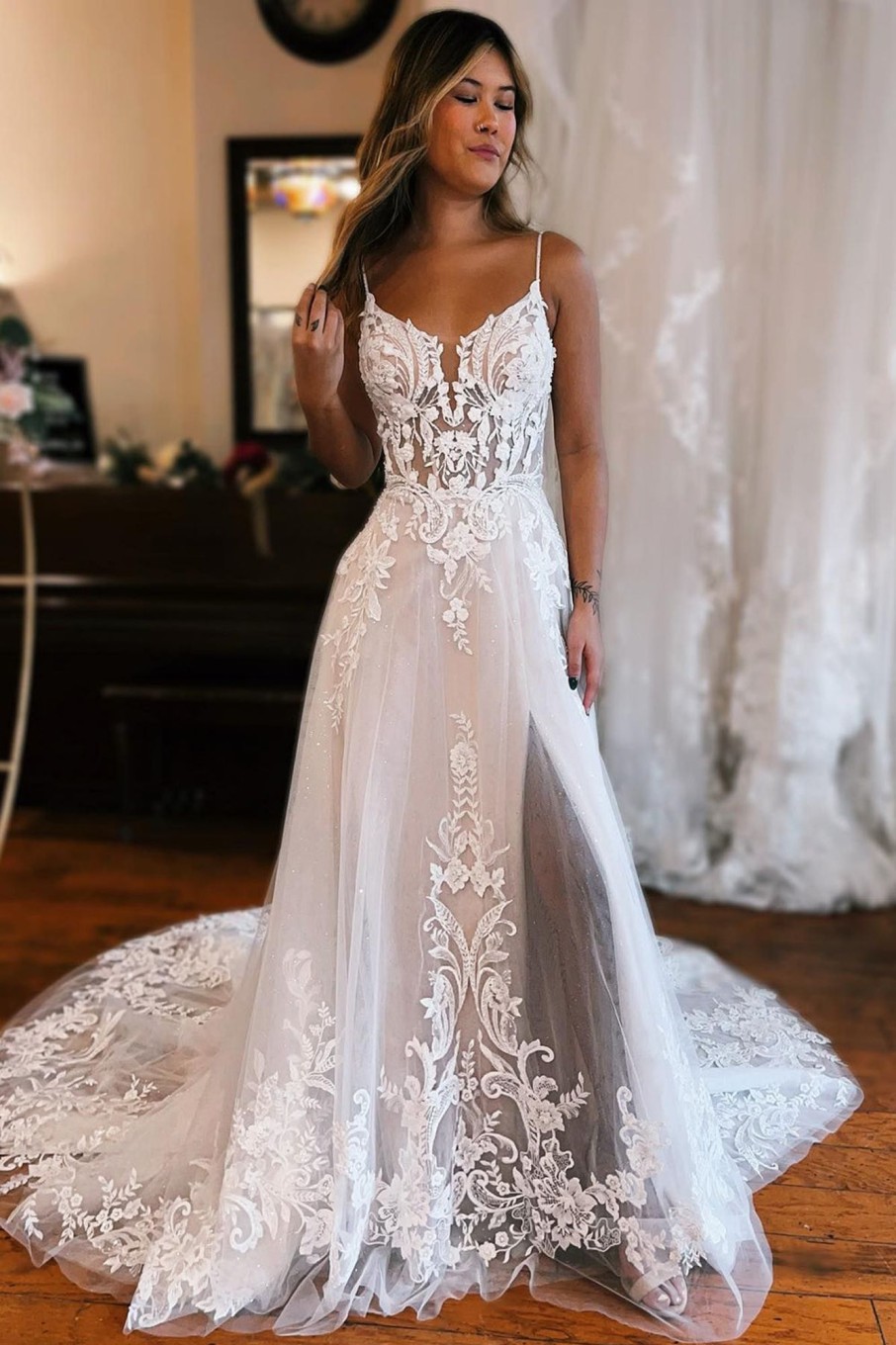 Wedding Dresses HELLYMOON | Detachable Sleeve High Slit A-Line Wedding Dress With Appliques Ivory