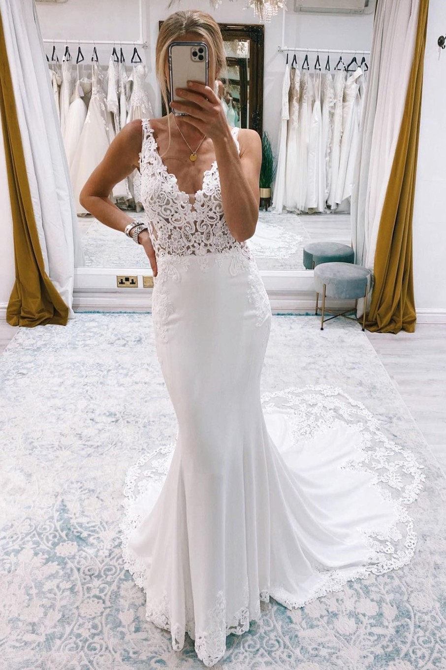 Wedding Dresses HELLYMOON | Mermaid Deep V-Neck Long Wedding Dress With Lace White