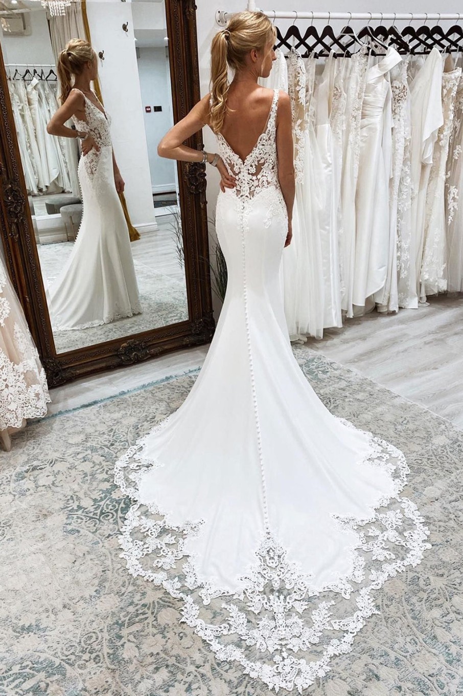 Wedding Dresses HELLYMOON | Mermaid Deep V-Neck Long Wedding Dress With Lace White