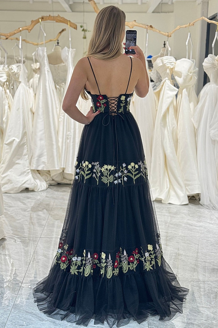 Prom Dresses HELLYMOON | A-Line Spaghetti Straps Embroidered Tulle Long Prom Dress Black