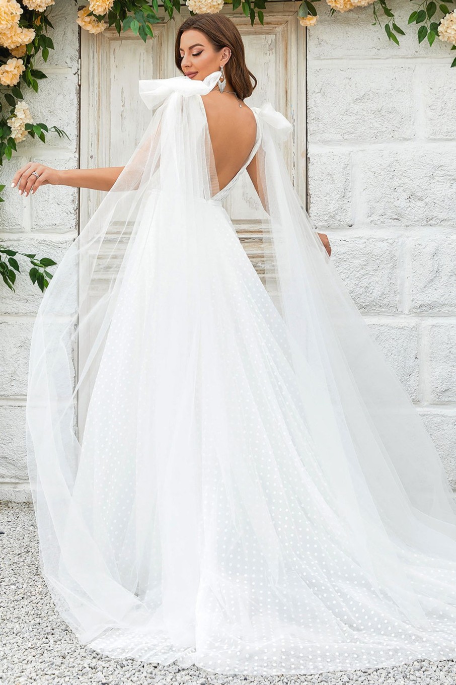 Wedding Dresses HELLYMOON | Detachable Watteau Train Tulle Wedding Dress Ivory