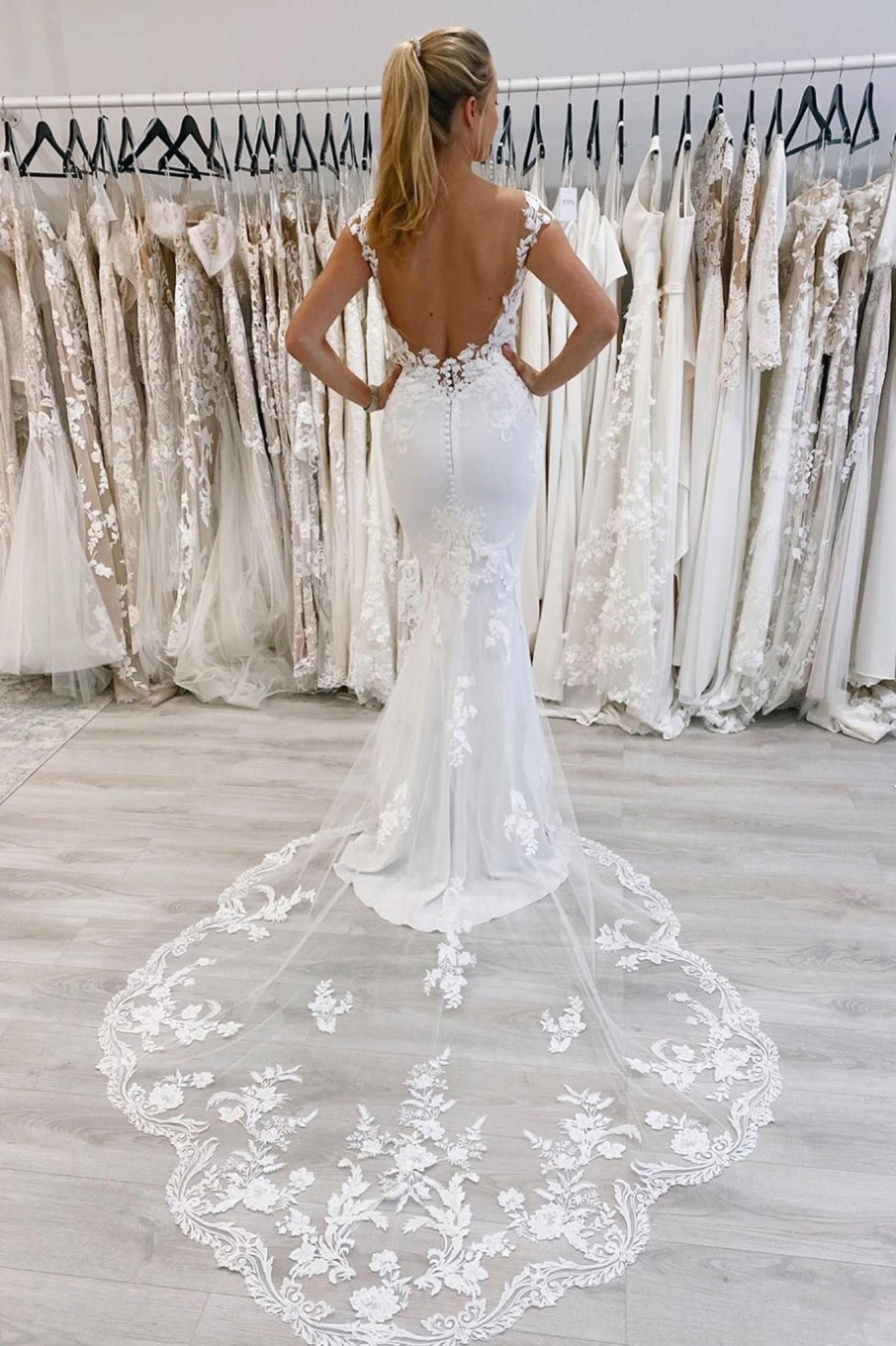 Wedding Dresses HELLYMOON | Mermaid Deep V-Neck Cap Sleeves Long Wedding Dress With Lace White