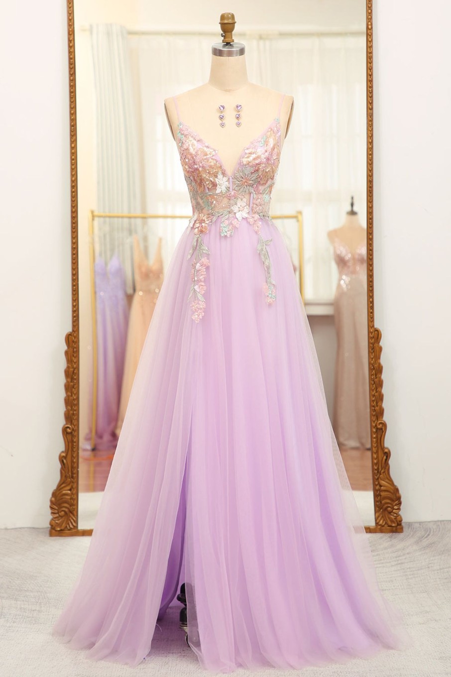 Prom Dresses HELLYMOON | A Line Spaghetti Straps Long Prom Dress With Appliques Lilac